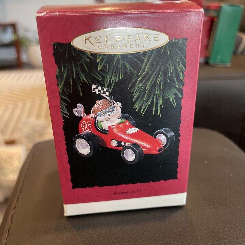 Hallmark Keepsake 1995 Acorn‎ 500 Christmas Ornament